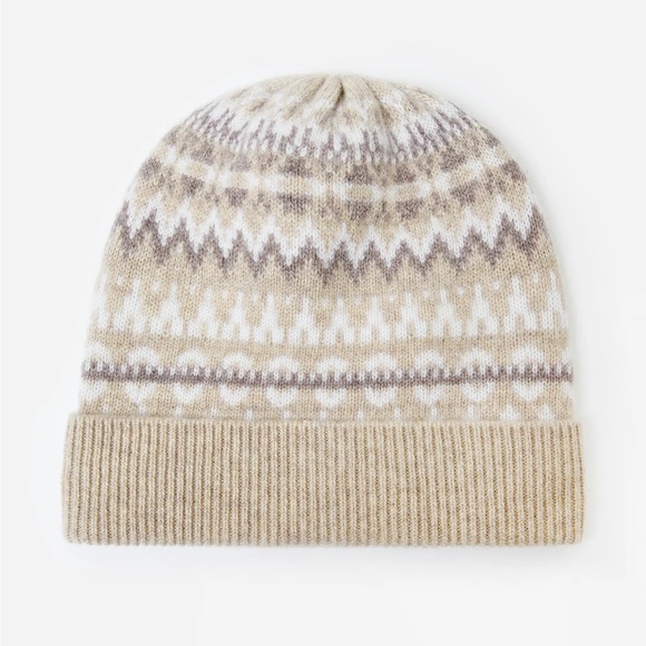 White+Warren cashmere beanie and gloves set neutral combo for Christmas - Picture 2 of 7